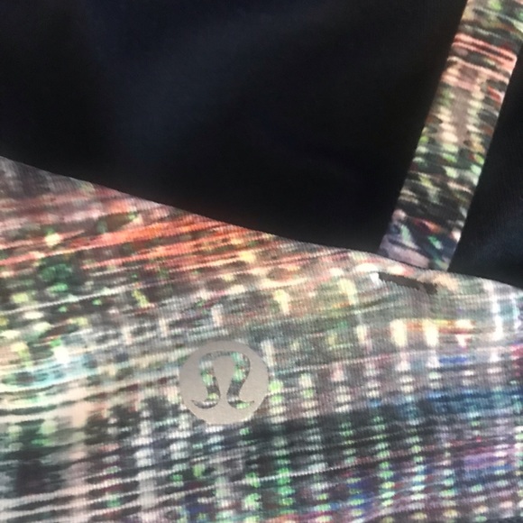 EUC Lululemon Energy Sports Bra - Picture 5 of 8